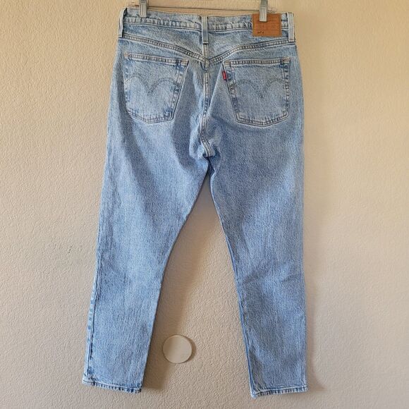 Levis Premium 501 Skinny Jeans Womens 30x28 Medium Wash Blue Button Fly Denim - Picture 11 of 11